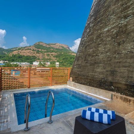 Saffronstays Urja, Lonavala - Private Villa With 2 Pools, Spa Room, Private Elevator & Waterfall Exterior foto